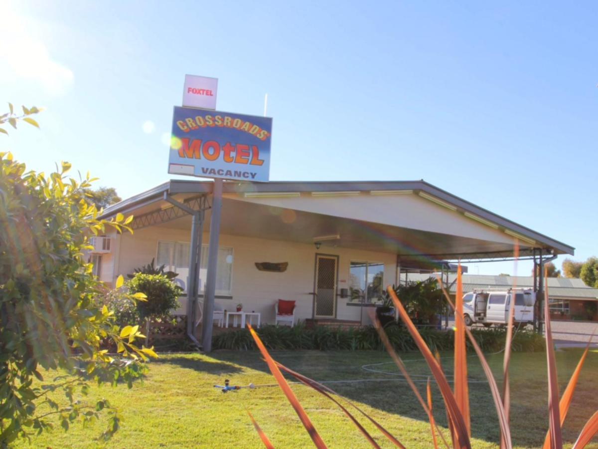 Cross Roads Motel Кобар Экстерьер фото